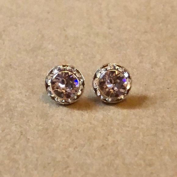 🎉LAST PAIR Host Pick⭐️ Champagne Rhinestone Studs - Picture 3 of 6